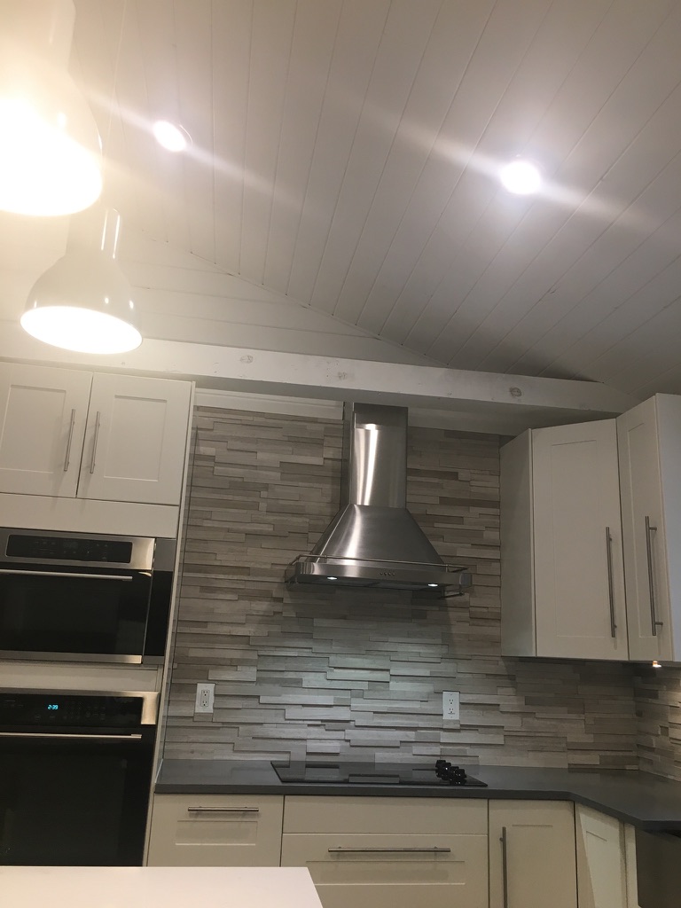 Same kitchen fully renovated by 3Lotus, new range and hood